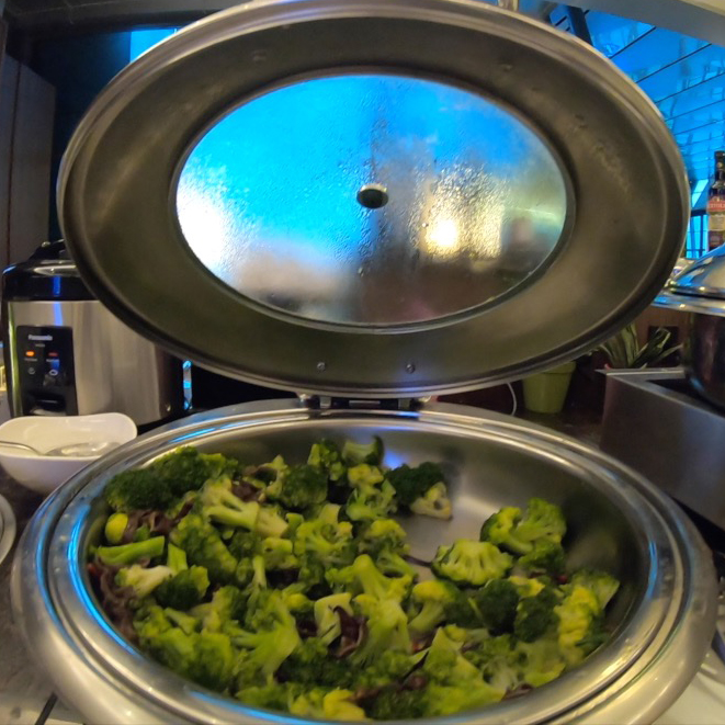 (Photo: MainlyMiles)