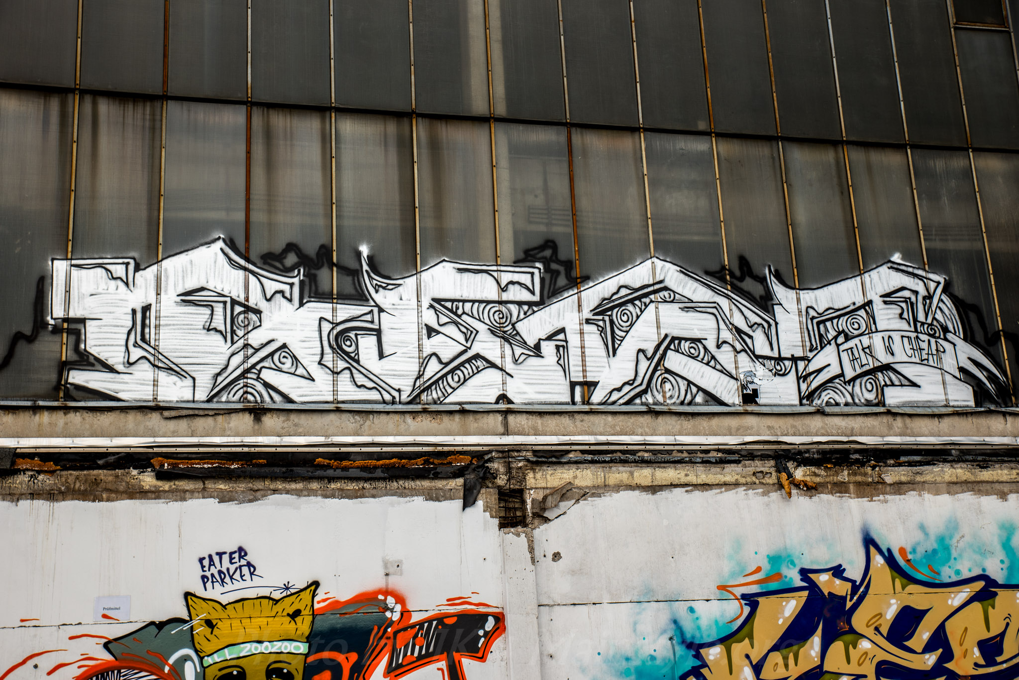 ROCKER, EAT, KES, MAEF, METS, STEM, TOES, SPEED, RESQ, PANIK, SHOWER, KUAPOS, RUFUS, DOIT, ATMO