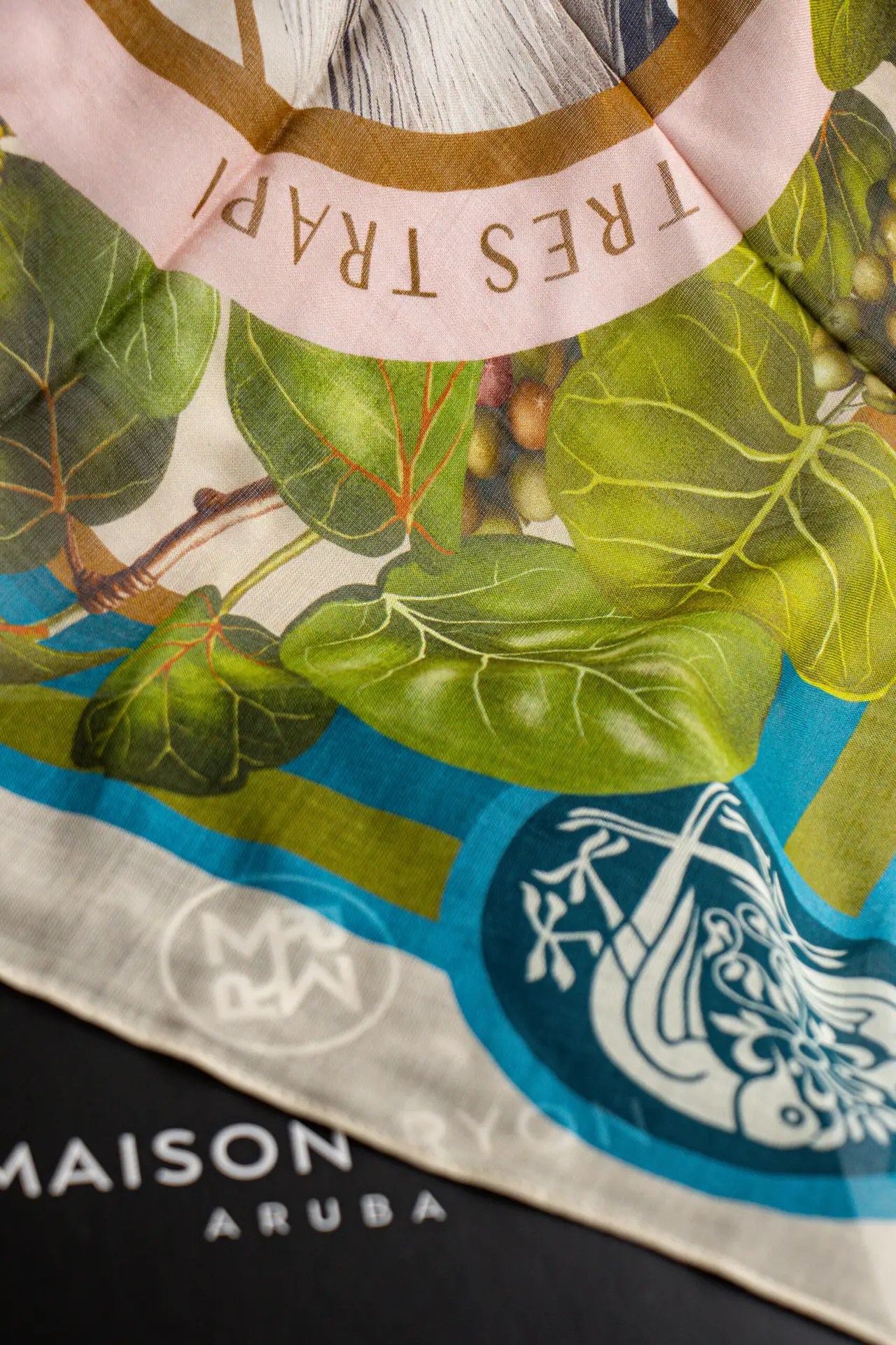 OCEAN NOSTALGIA MODAL SCARF - Image 9