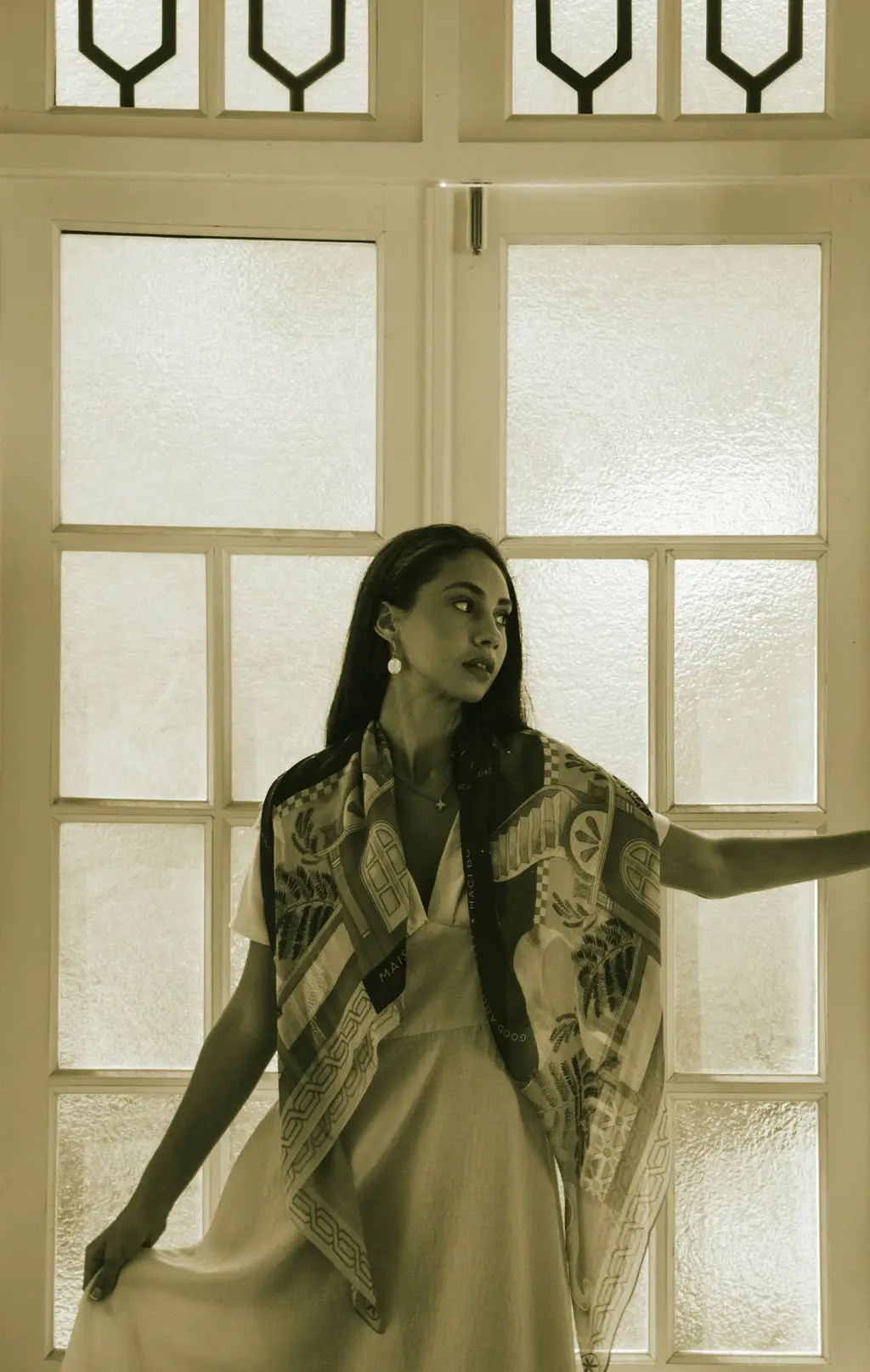 VENERANDA MODAL SCARF - Image 3