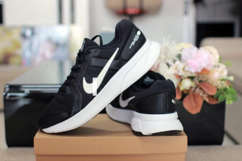 NIKE RUNNING