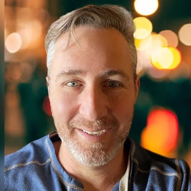 Dr JJ Levine President of Essante Organics