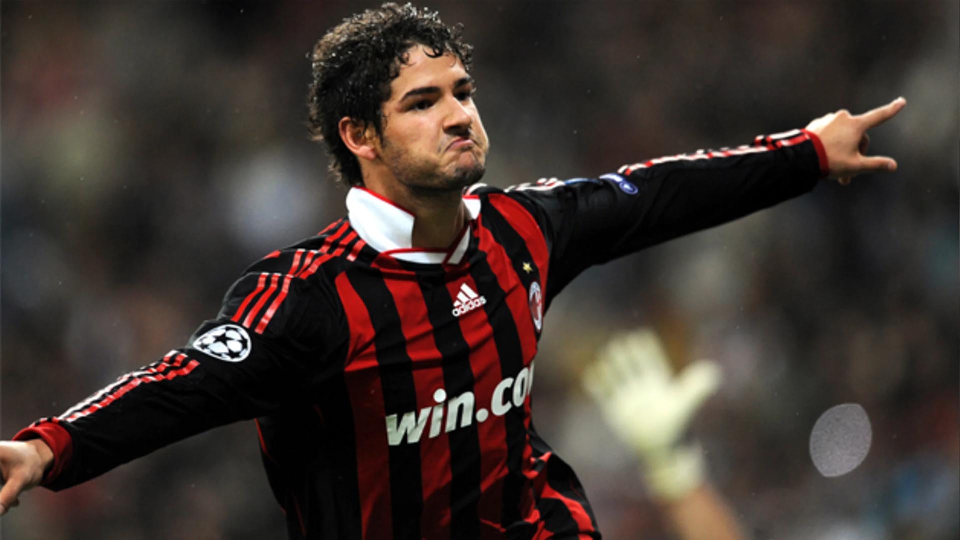 Alexandre Pato Follow Persib Bandung, Tanda Mau Bergabung?
