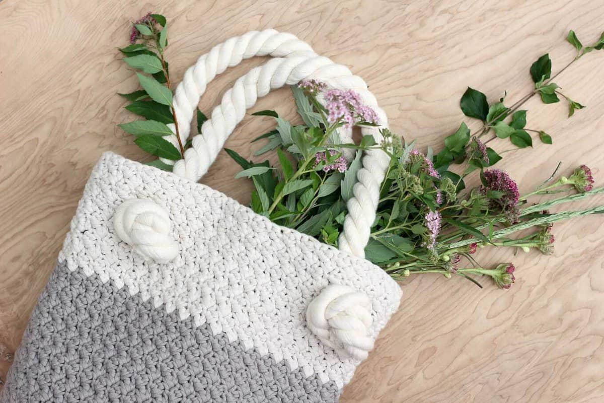 Easy Modern Free Crochet Bag Pattern For Beginners
