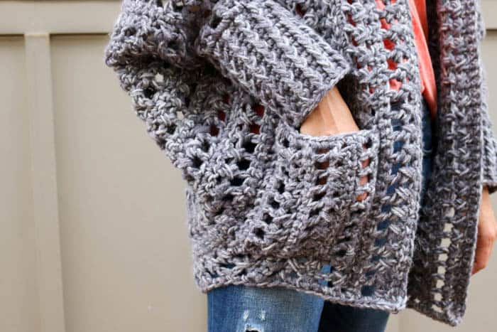 We also use a massive size q hook that helps work it up much faster than most crochet sweaters. Easy Chunky Crochet Sweater Free Pattern From Make Do Crew