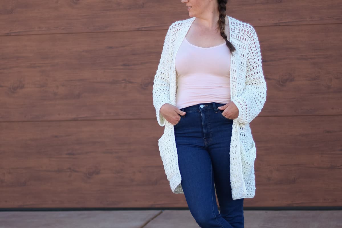 While it may be true that your grandmother and her friends are the queens of crochet, that doesn’t mean it’s a hobby you should save for retirement. Easy Crochet Long Cardigan Free Very Easy Boho Pattern