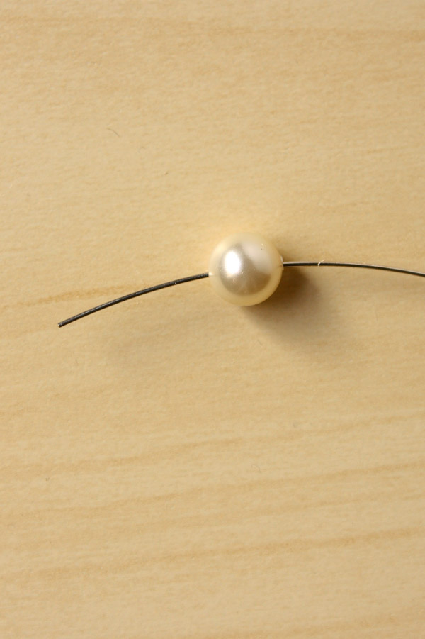 DIY Pearl Stud Earrings