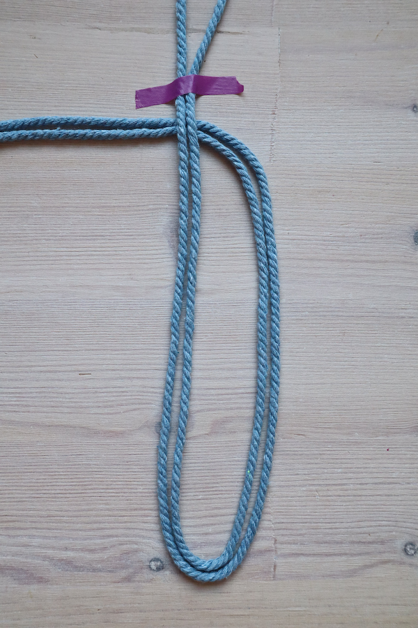 Make and Fable 的 Macrame 辫子项链教程