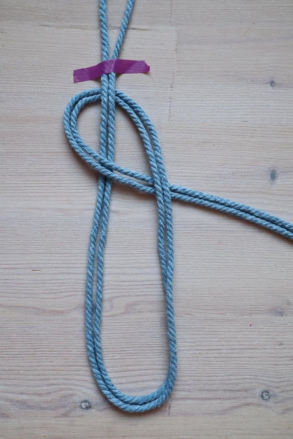 MacrameBraidNecklaceTutorialbyMakeandFable2