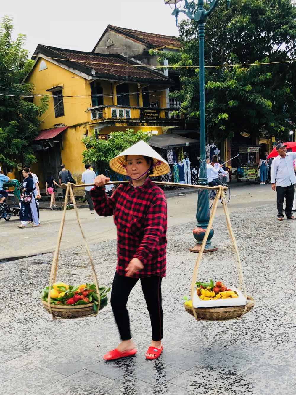 Marchande ambulante - Hoi An - Vietnam