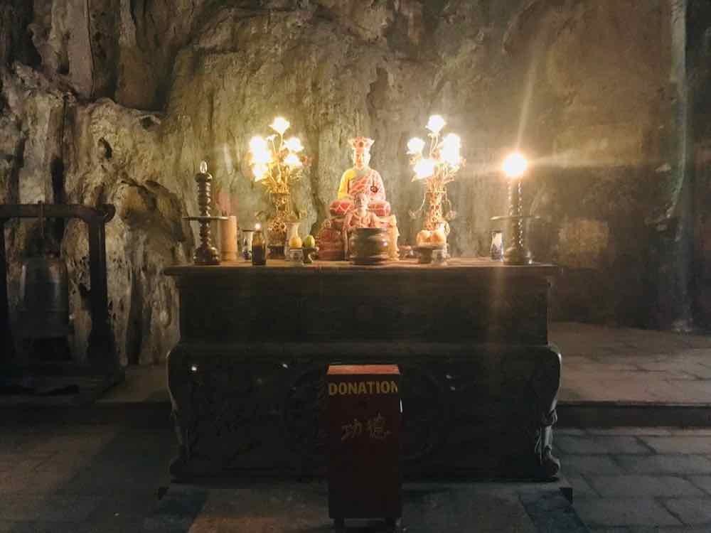 Autel - Montagne de marbre - Da Nang - Vietnam