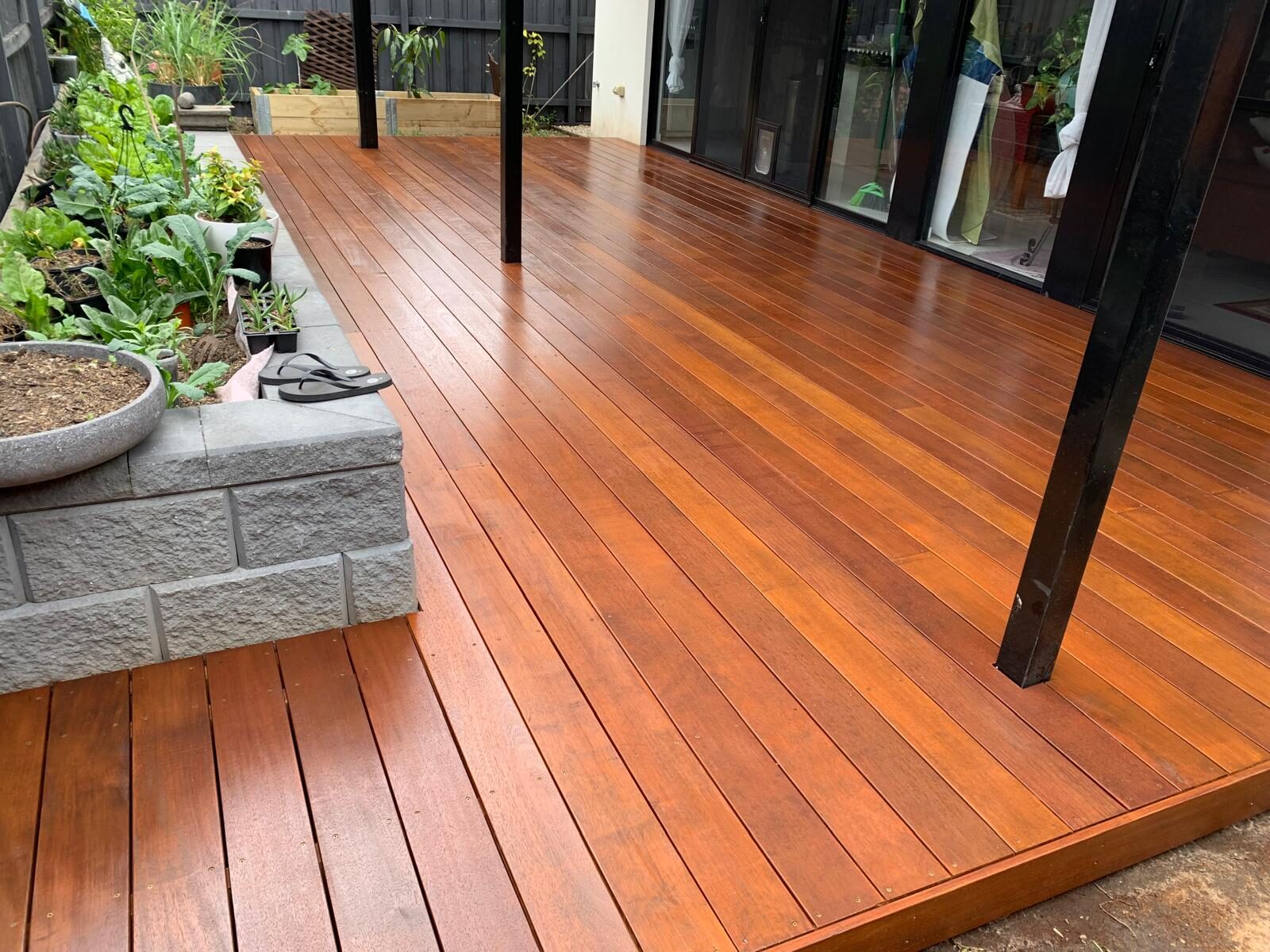 Completed wide Merbau entertaining deck
