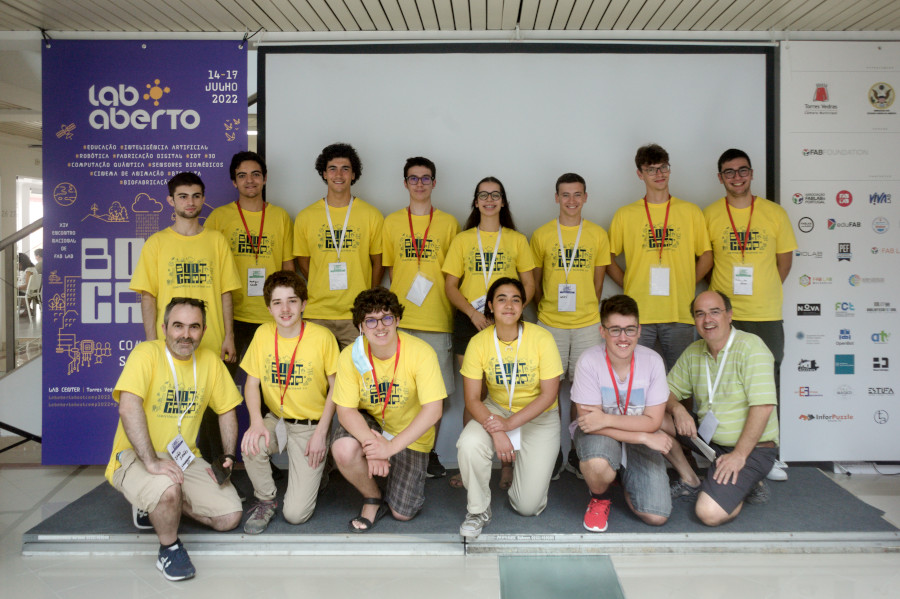 Lab Aberto Fab Lab  - Maker Faire Yearbook Photo