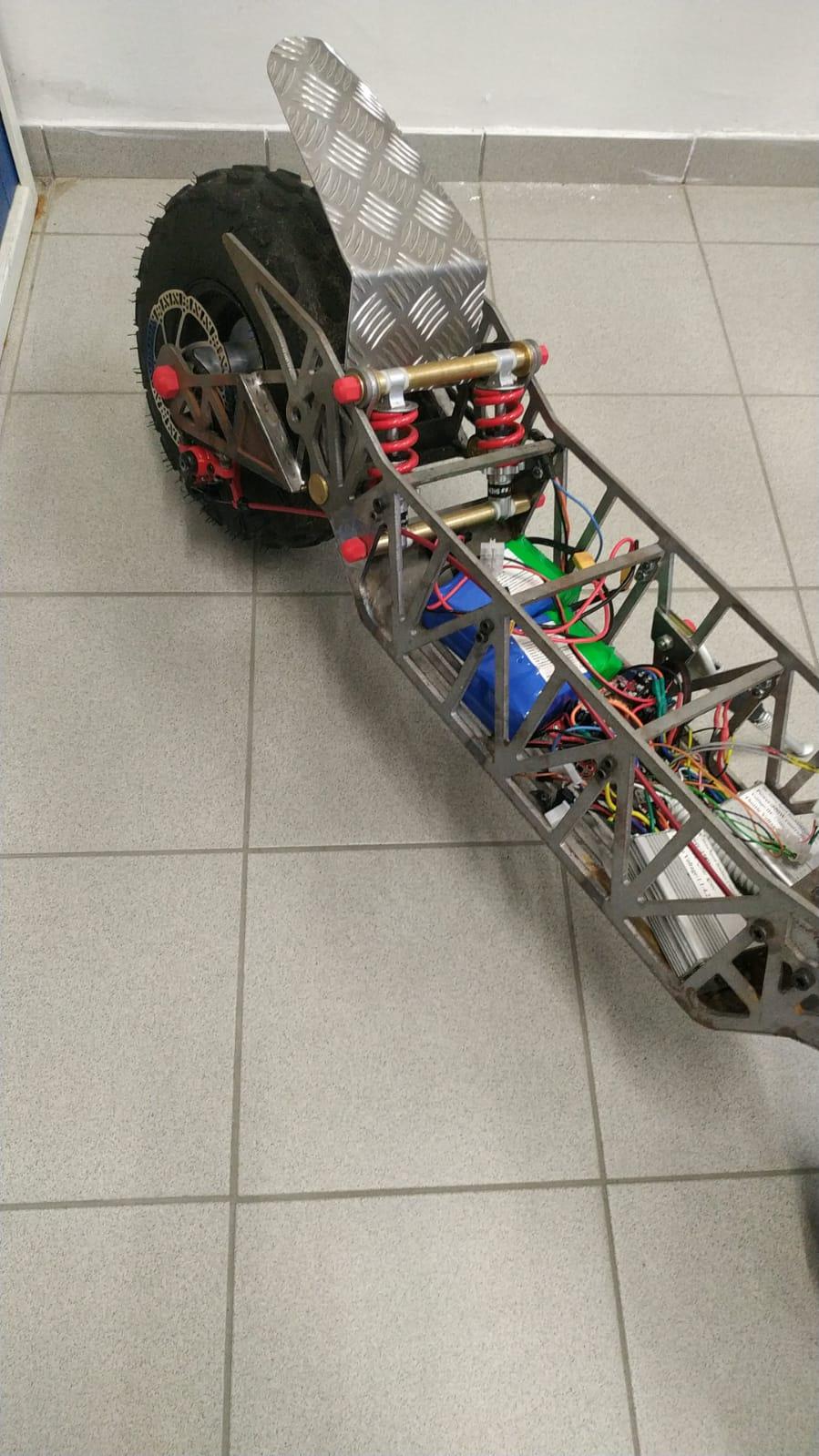 V-RAPTOR monopattino trazione integrale per l’off road - 1WH1Om8KDBHT0.jpeg