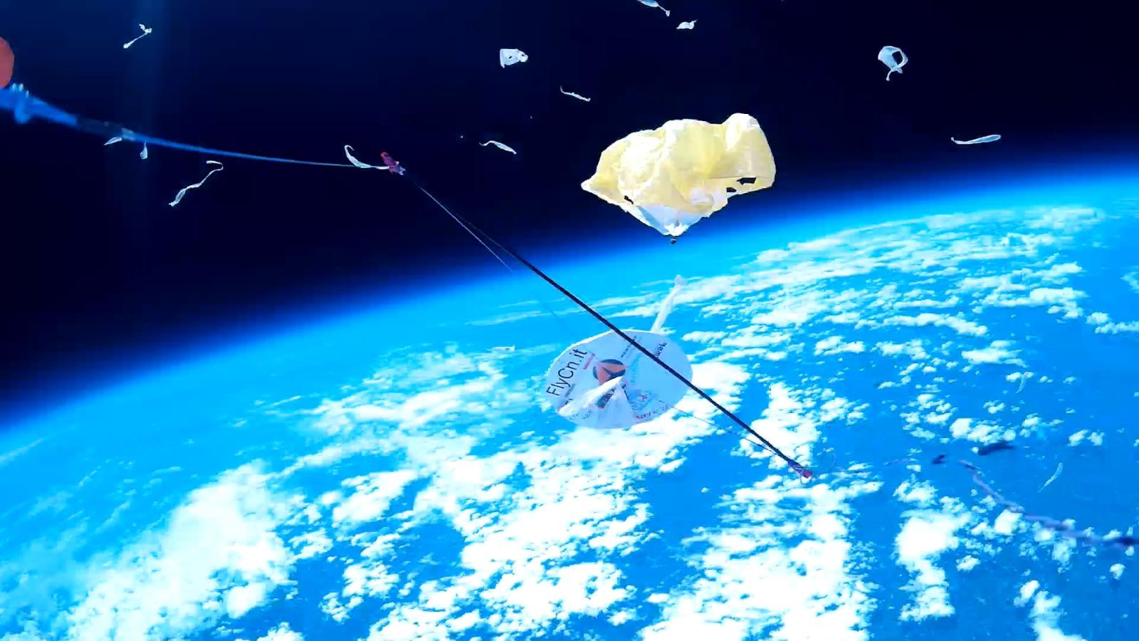 ABACHOS – AUTOMATIC BACK HOME SYSTEM – ALIANTE IN GRADO DI RIENTRARE AUTONOMAMENTE DALLA STRATOSFERA - zuhXjdB4FBWf.jpeg