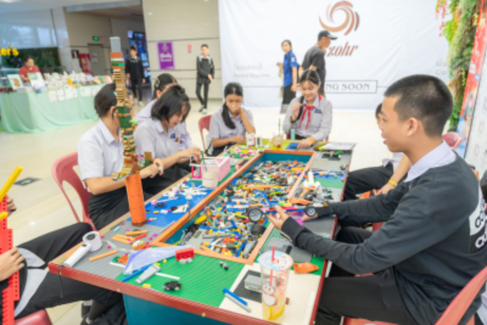 Building Blocks Table Project Image for Maker Faire Vientiane 2025