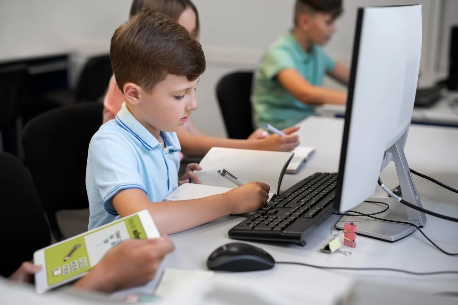 5 Best AI Code Classes for Schools —Evolution Program