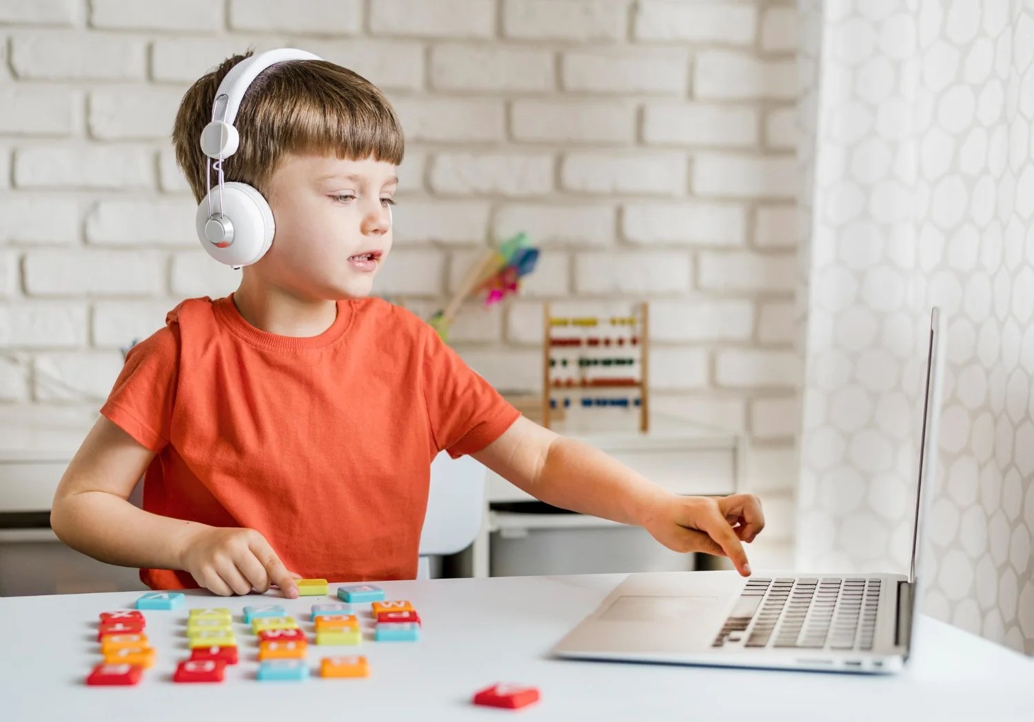 Best free coding classes for kids: Top 5 Kits & Tools for Schools
