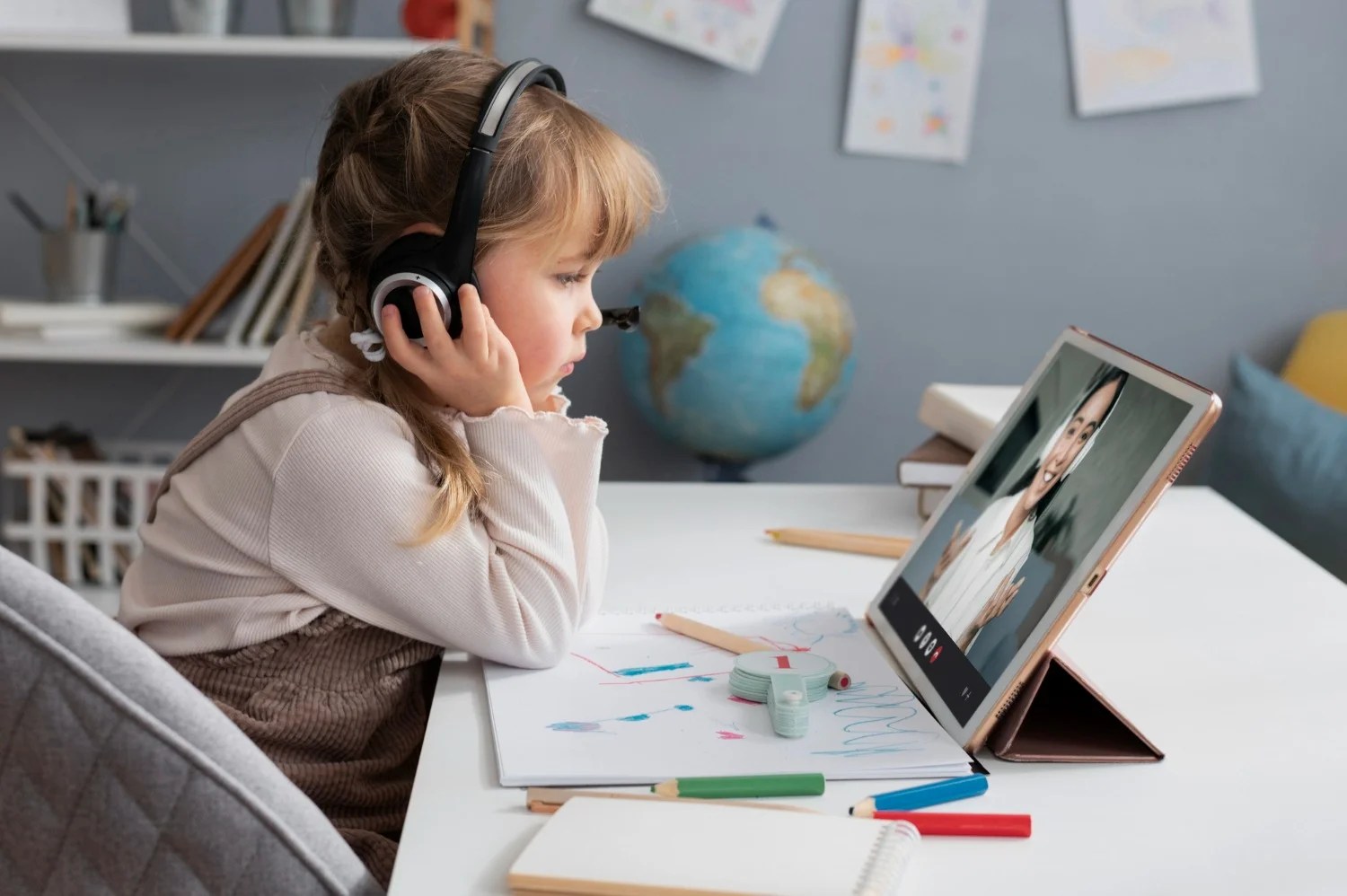 Best Online Learning Platforms for Kids | Schools Guide