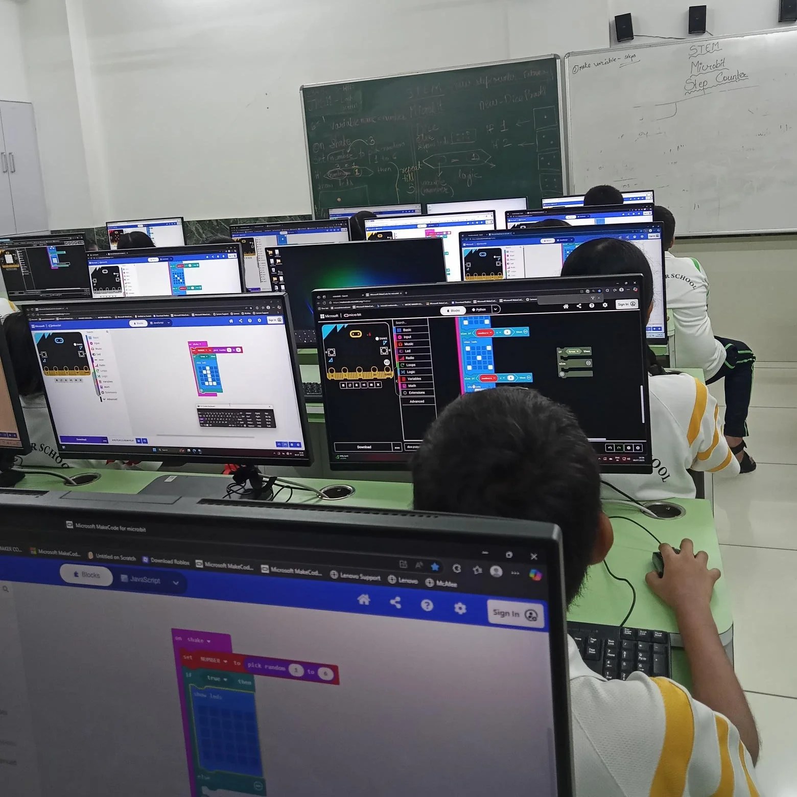 Artificial intelligence classes Imphal