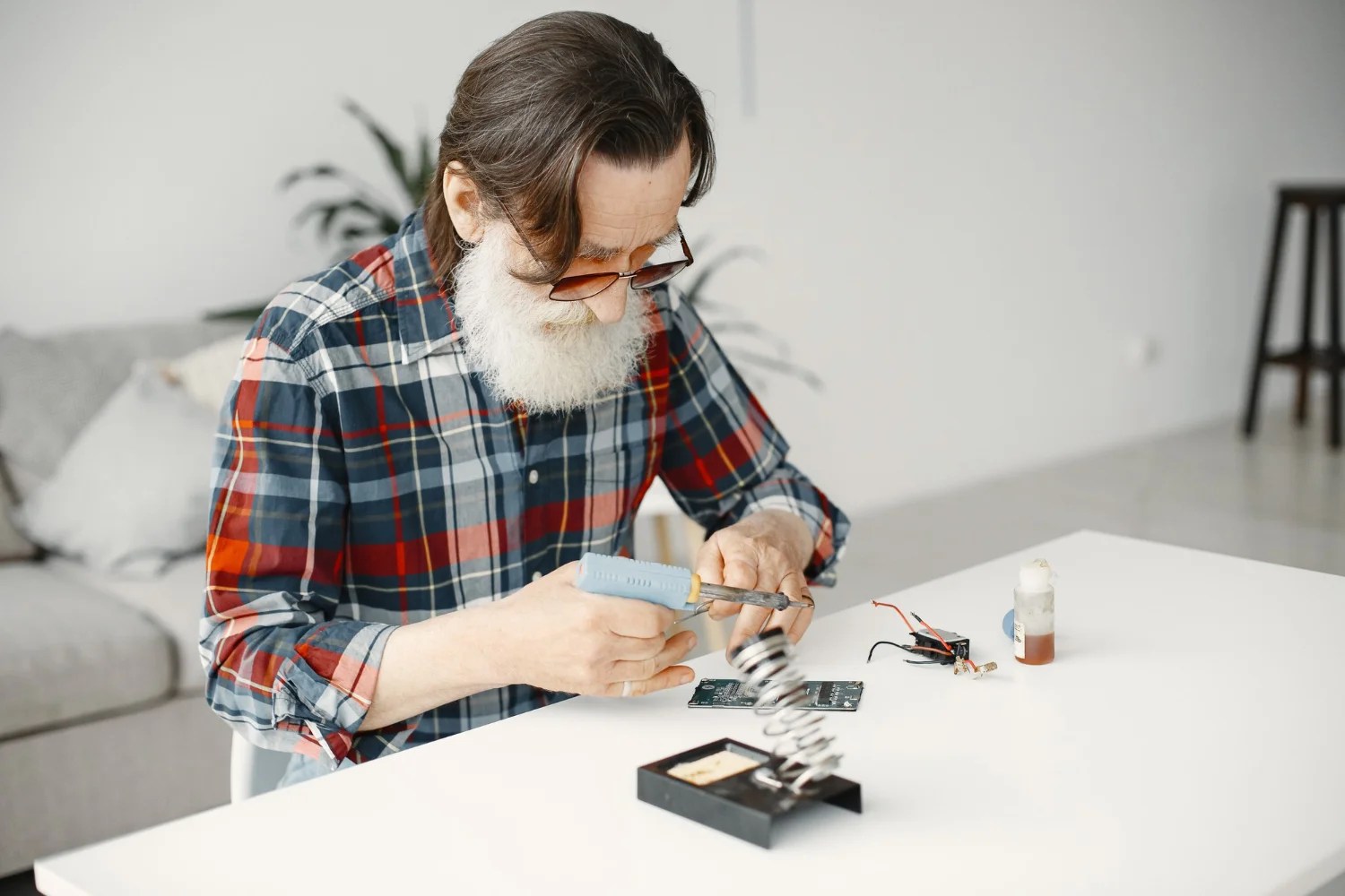 IoT Projects Using Arduino: Step-by-Step for Students