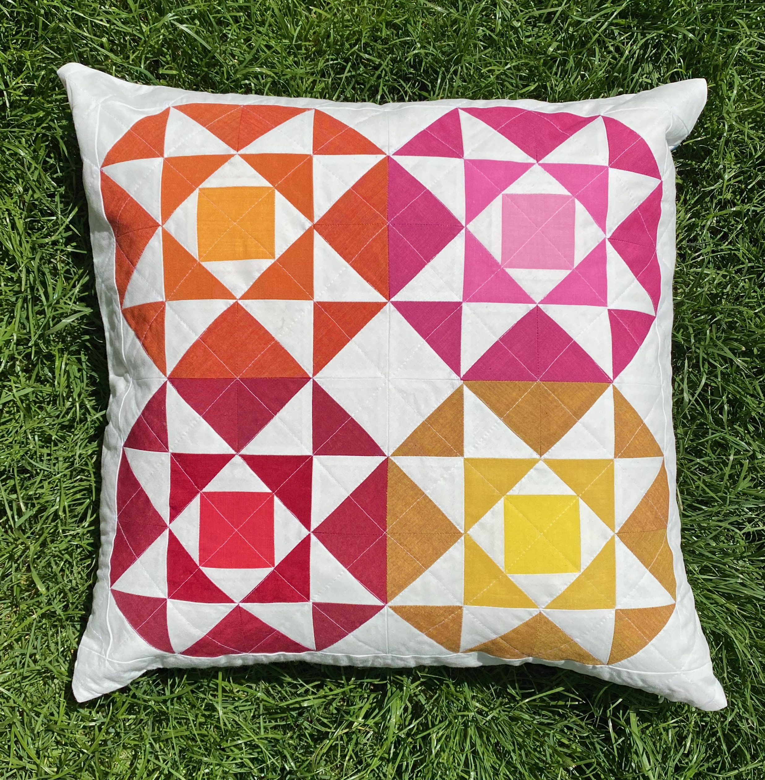 Escape and Create with MAKE! The LakesPuzzle Box Cushion Pattern by