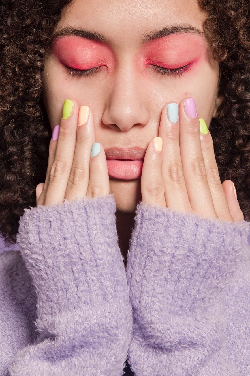 Common Mistakes That Make Shellac Nails Peel Early