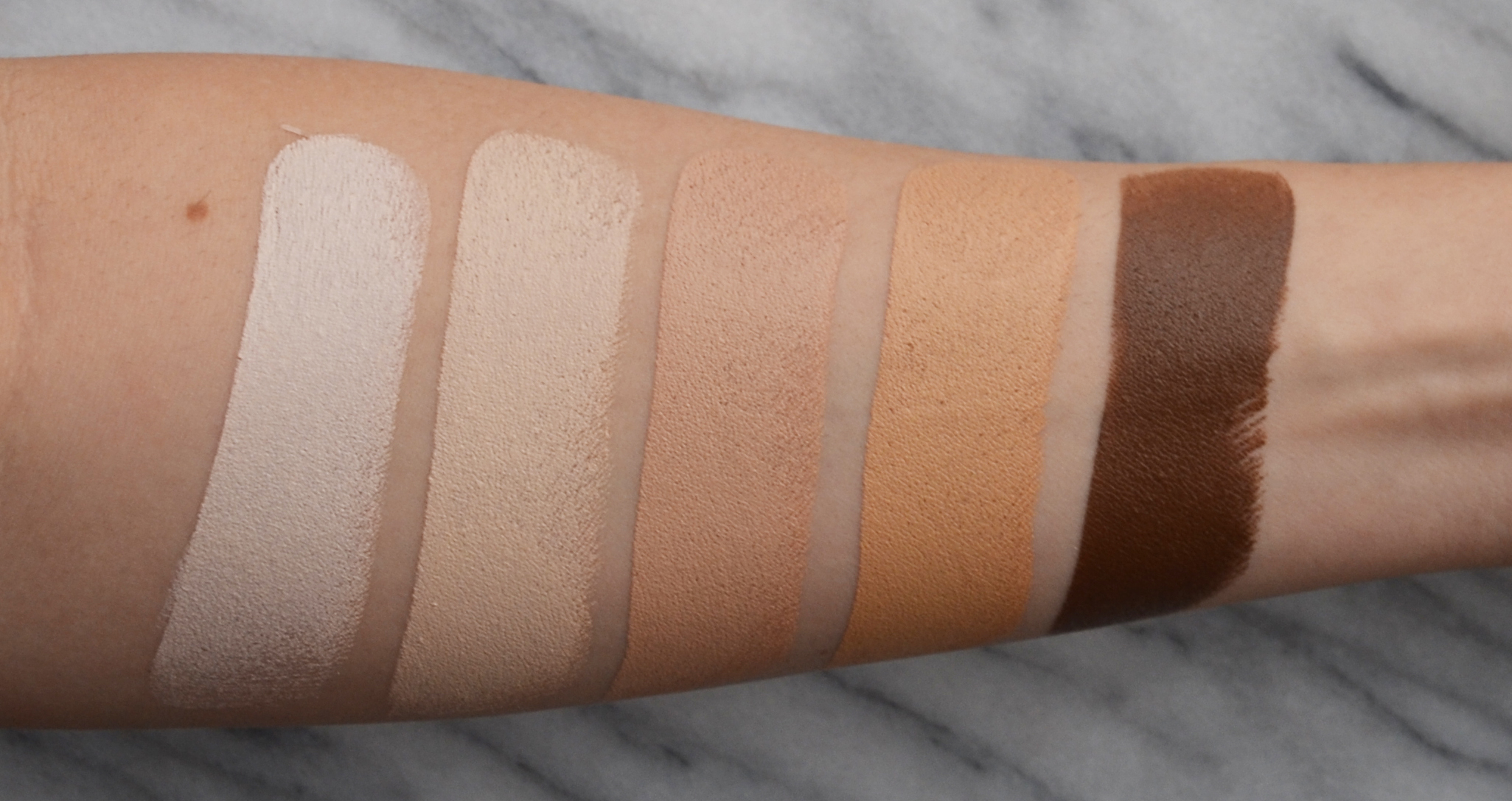 Makeup forever ultra hd foundation stick y205