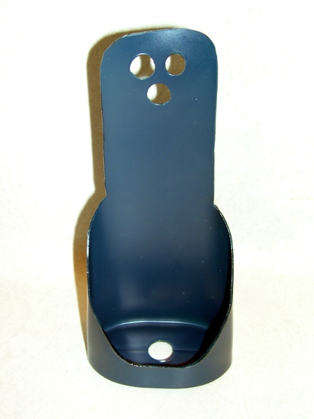 Make: Projects – Outlet-mount device charging pocket
