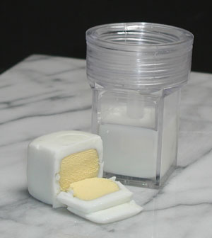 Cubical hard-boiled egg mold