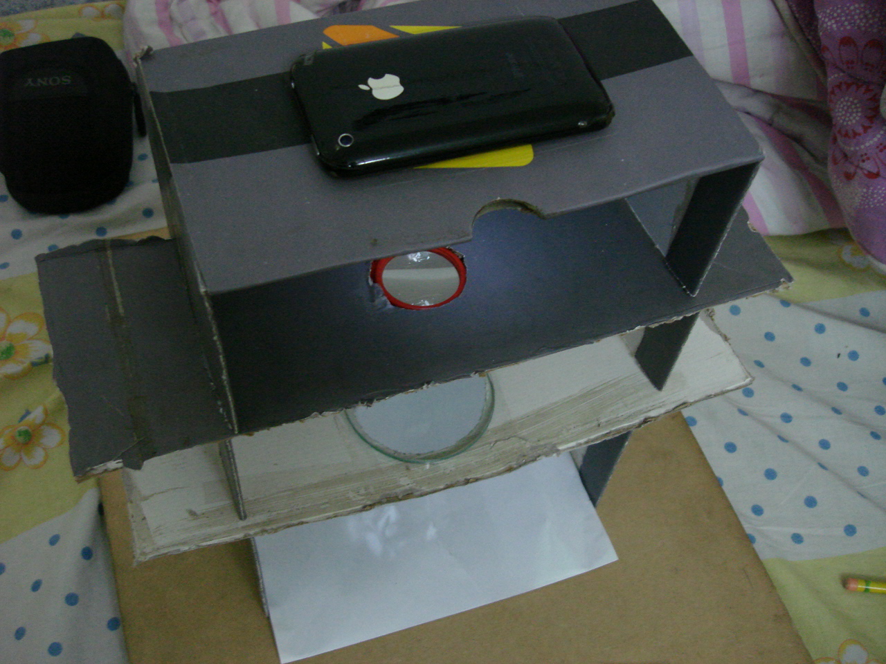  iPod shoebox art enlarger