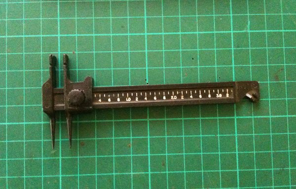 Adjustable resistor bending tool