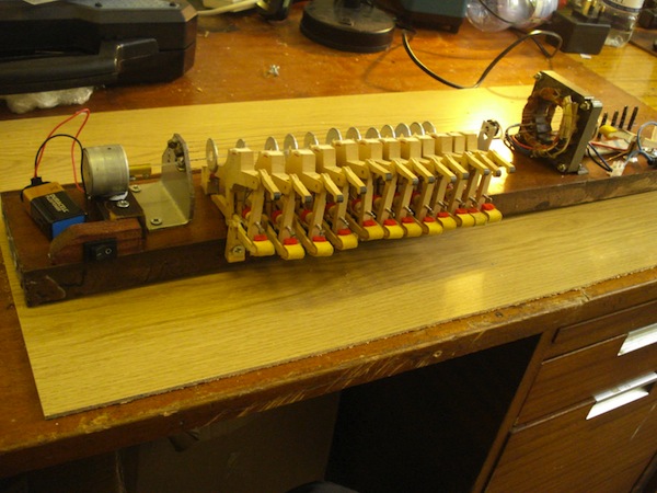 Haunting Drone Instrument