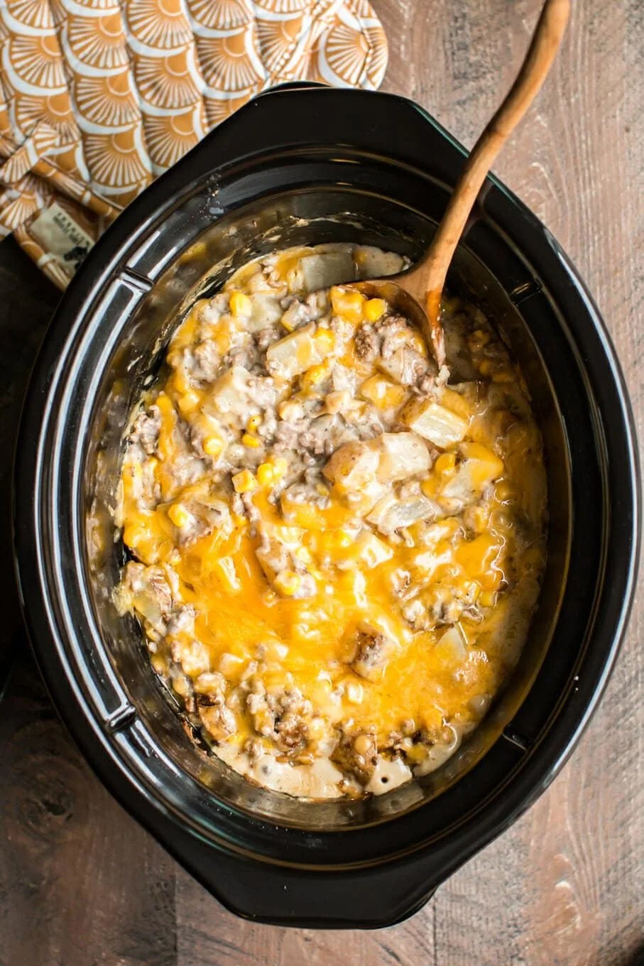 10 quick & easy ground beef crock pot recipes