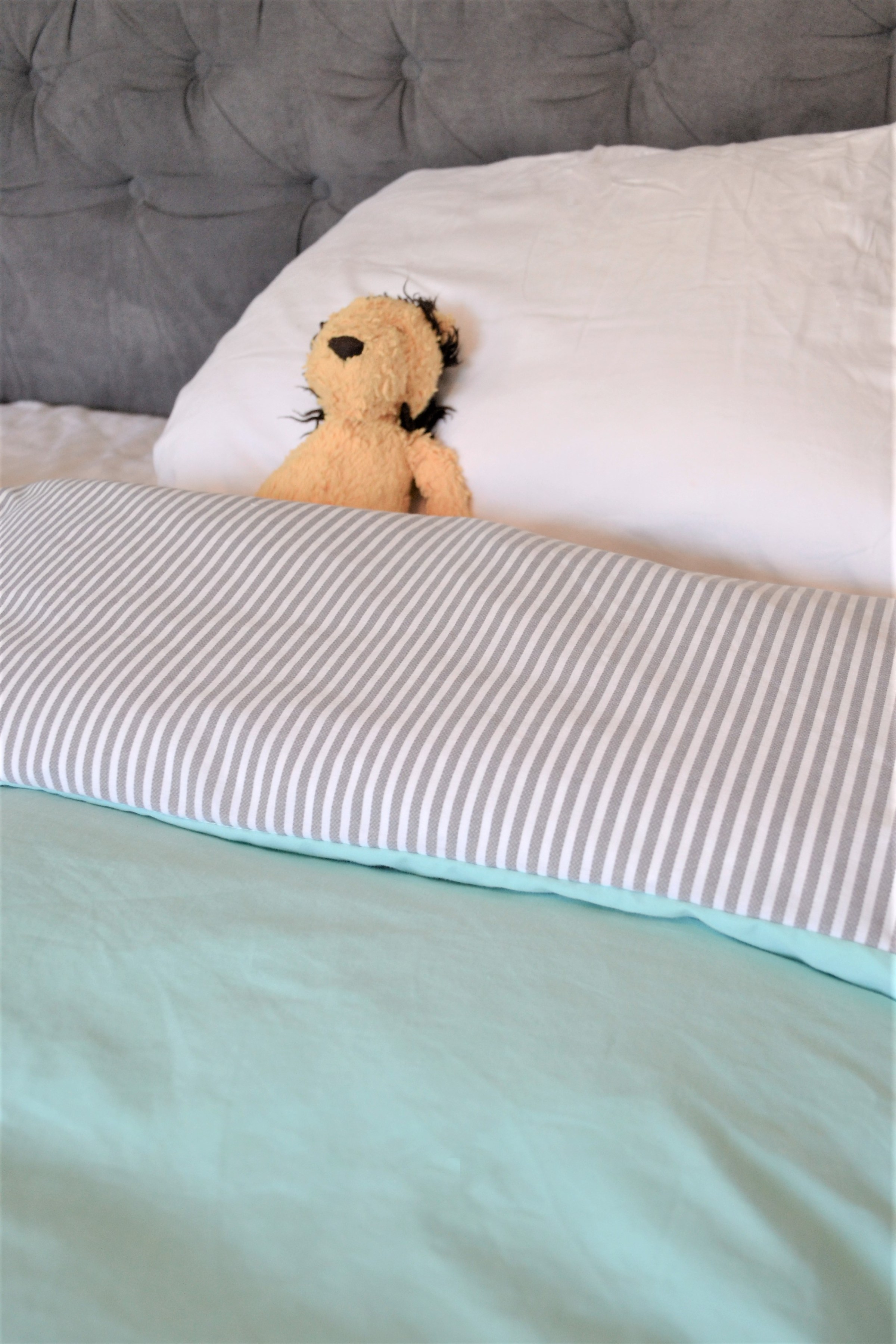DIY Duvet Cover From Flat Sheets! Tutorial! Making Things is Awesome