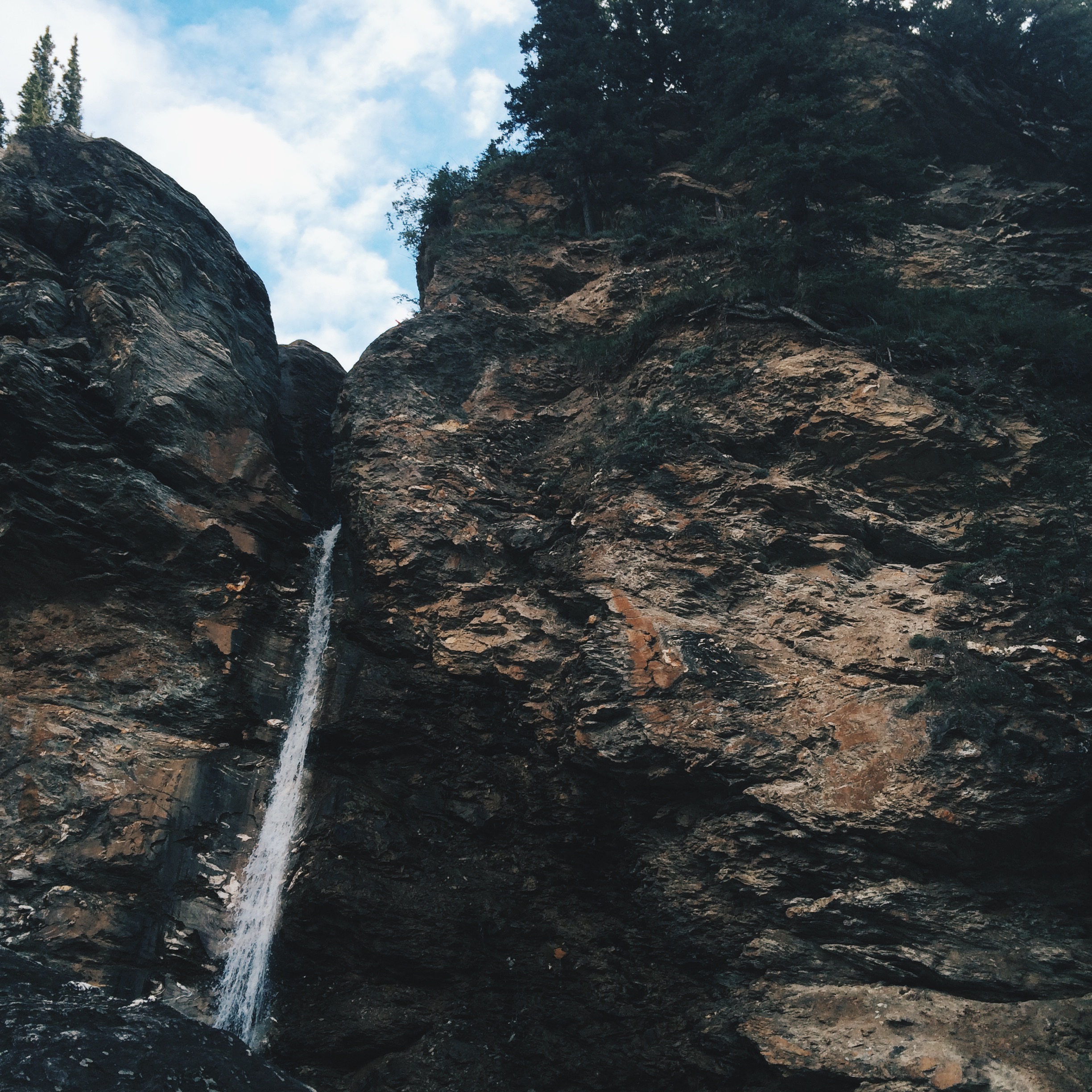 Processed with VSCOcam with hb2 preset