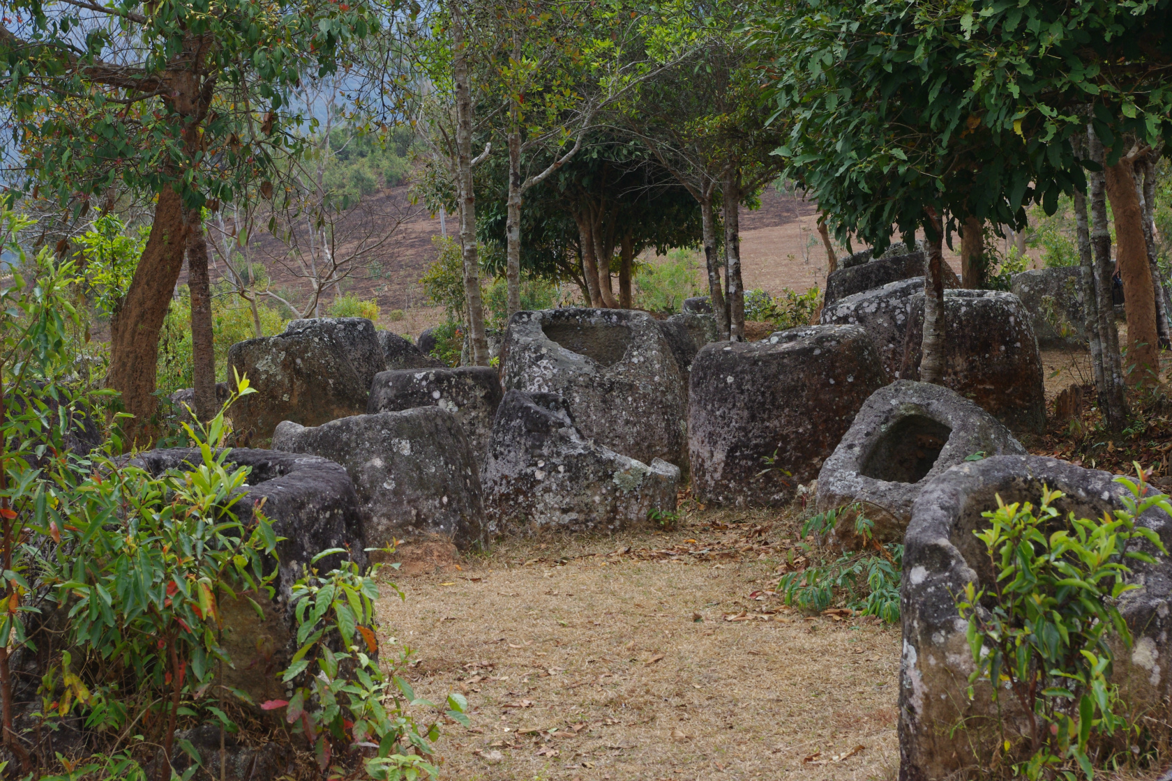 ジャール平原の石壺