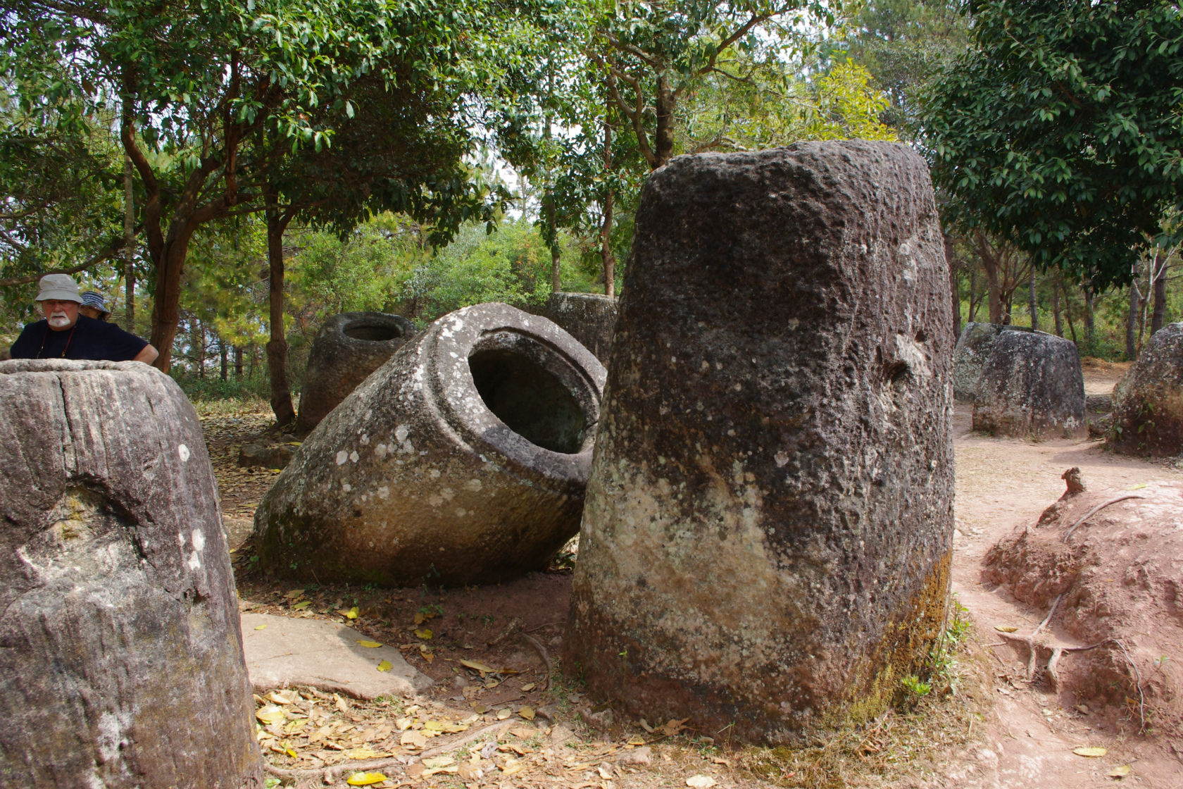 ジャール平原の石壺