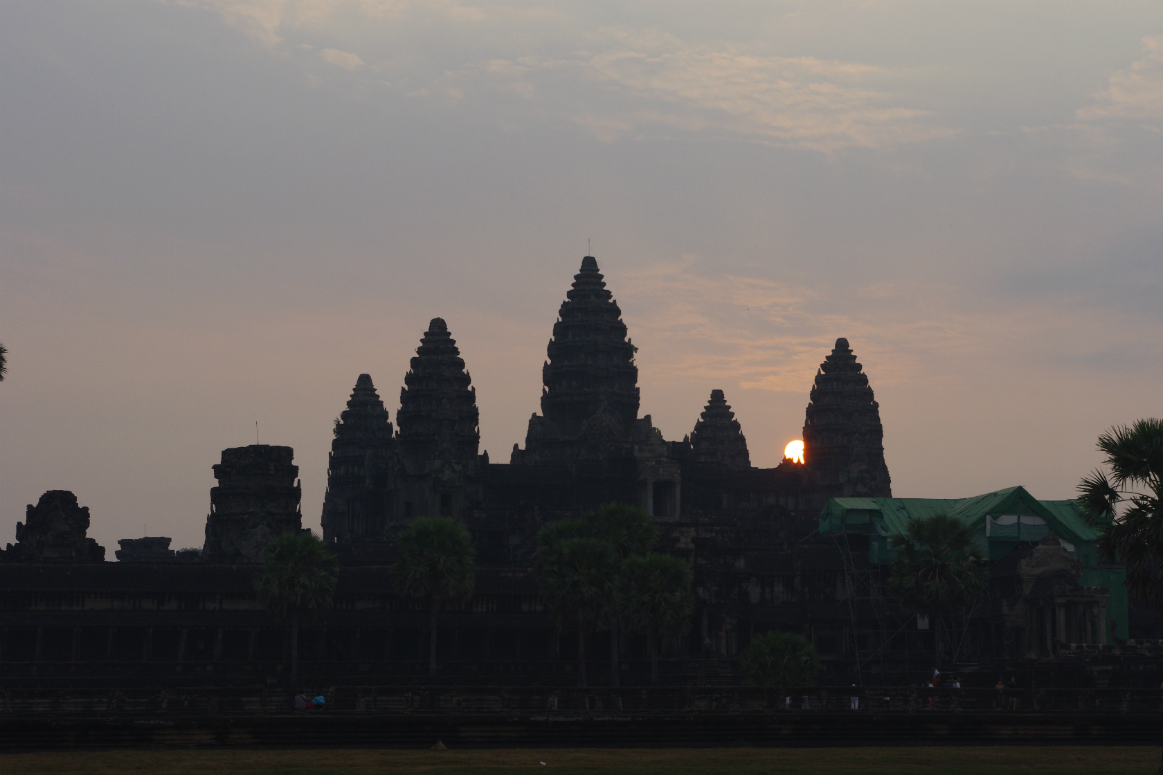 アンコールワットの日の出