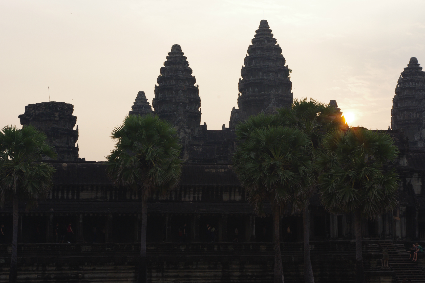 アンコールワットの日の出