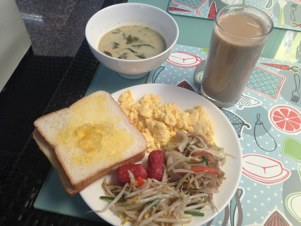 サファイペホステル（SaphaipaeHostel）のブレックファースト