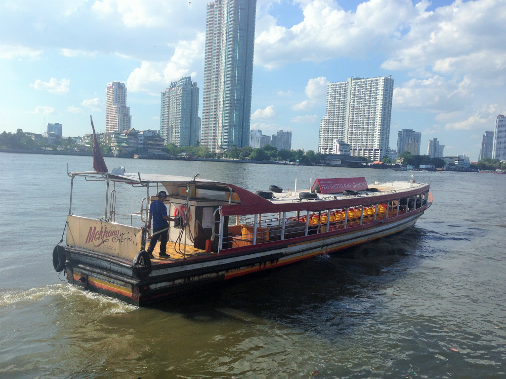 Asiantiqueの無料送迎ボート