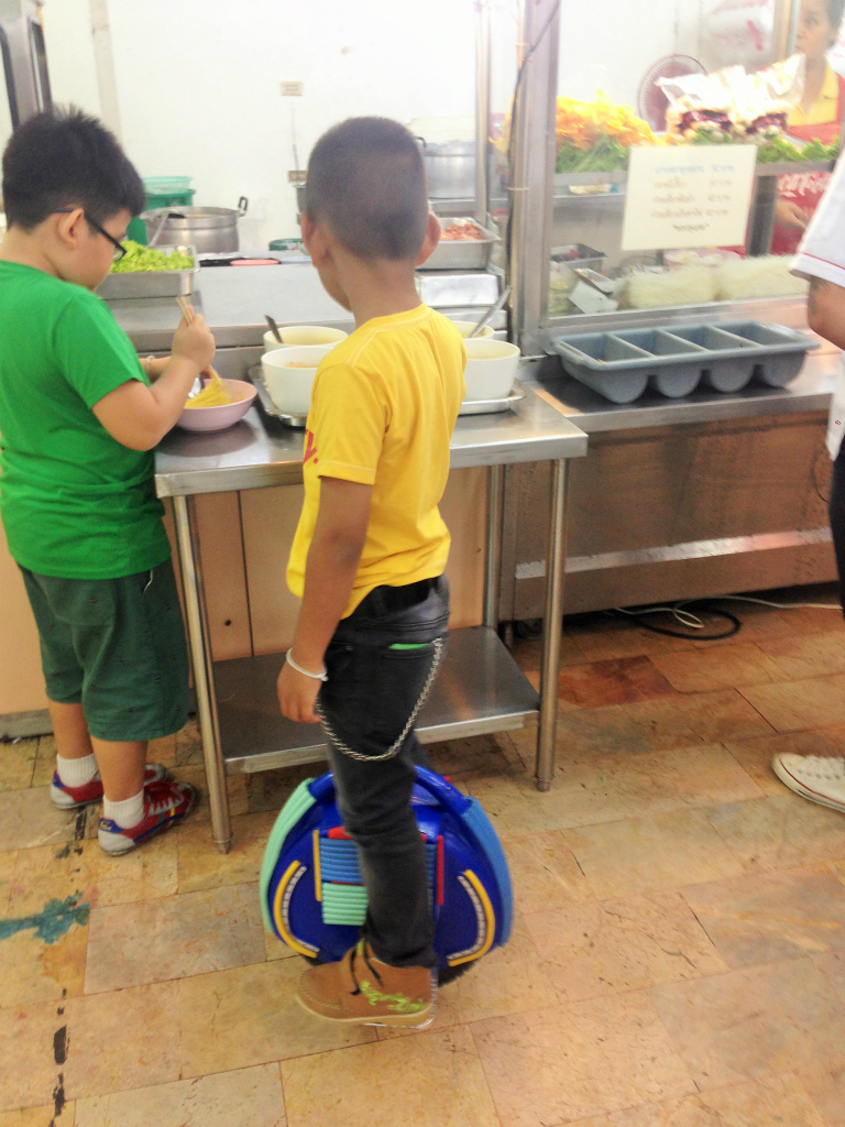 子供用セグウェイ？