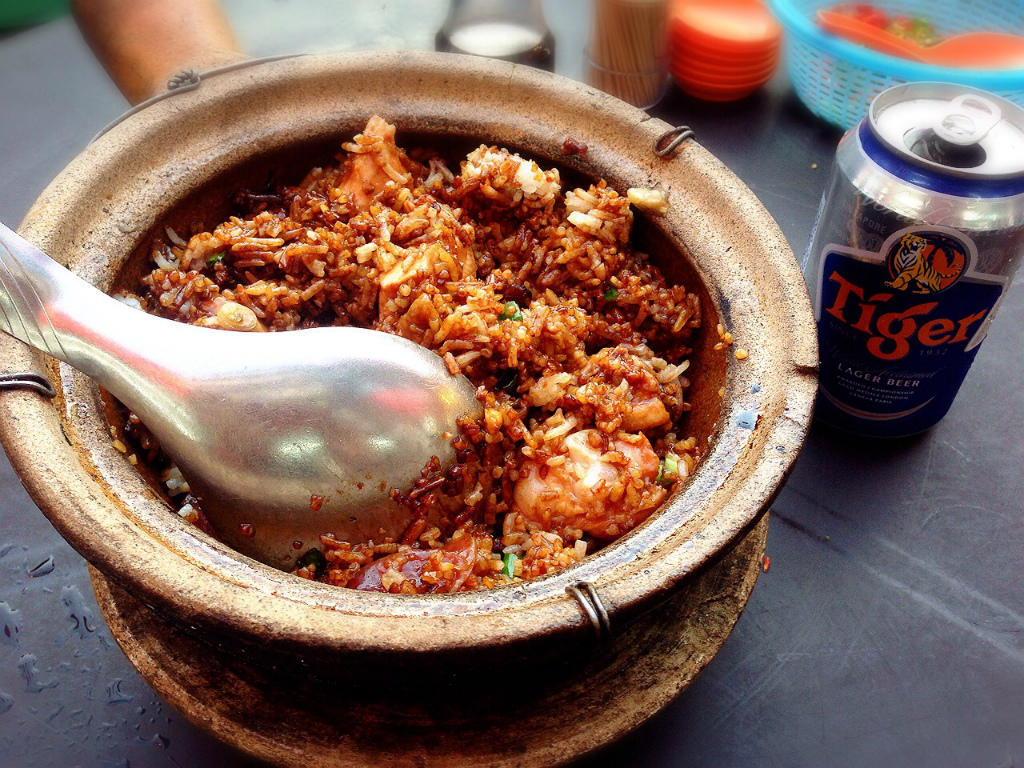 瓦保鶏飯10MRとTigerBeer 330ml 8MR