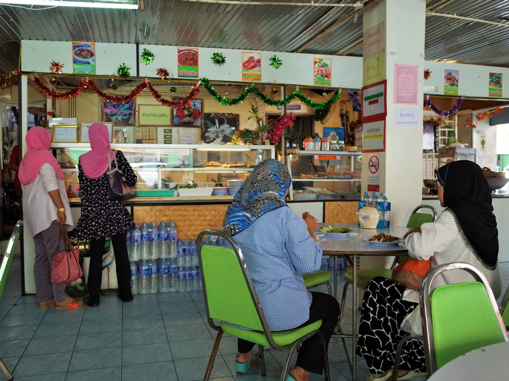 ハジャイのムスリム食堂