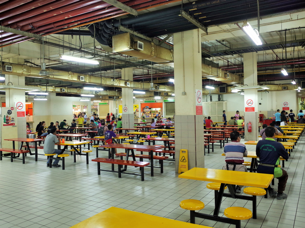 メガモールの社員用フードコート