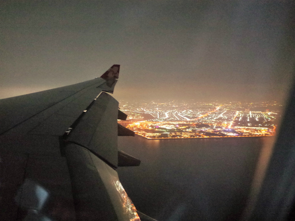 フラップ降りて、着陸寸前