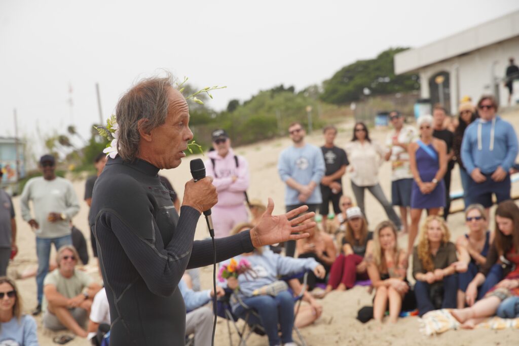 Malibuites say goodbye: Remembering Randy 'Crawdaddy' Miod 2025 Randy Craw Daddy Paddle Out DSC01069 2