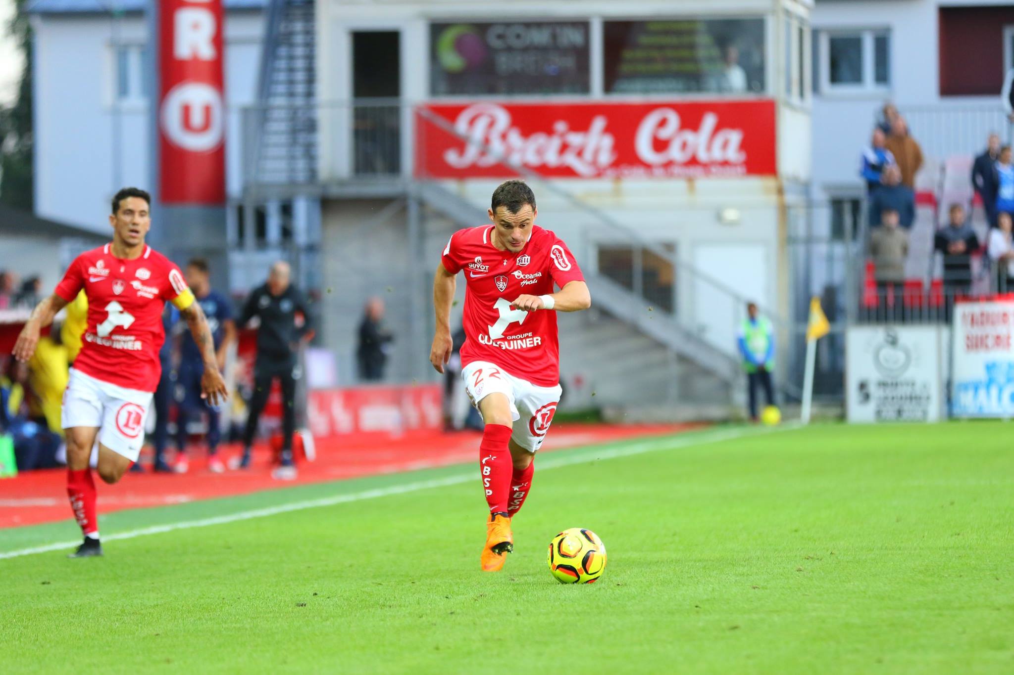 Julien Faussurier Pictures And Photos Getty Images Julien Faussurier Brest right footed shot from the right side of the box is saved in the centre of the goal. Julien Faussurier Pictures And Photos Getty Images Tous les buts de Stade Brestois 29 - FC Metz en vido.