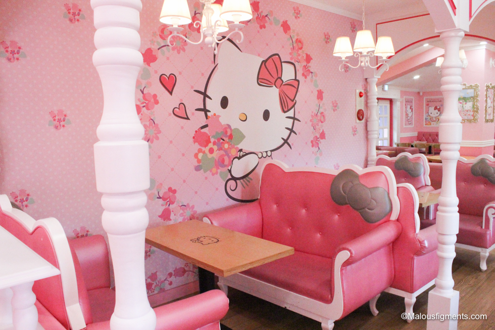 hello kitty cafe and cat cafe seoul